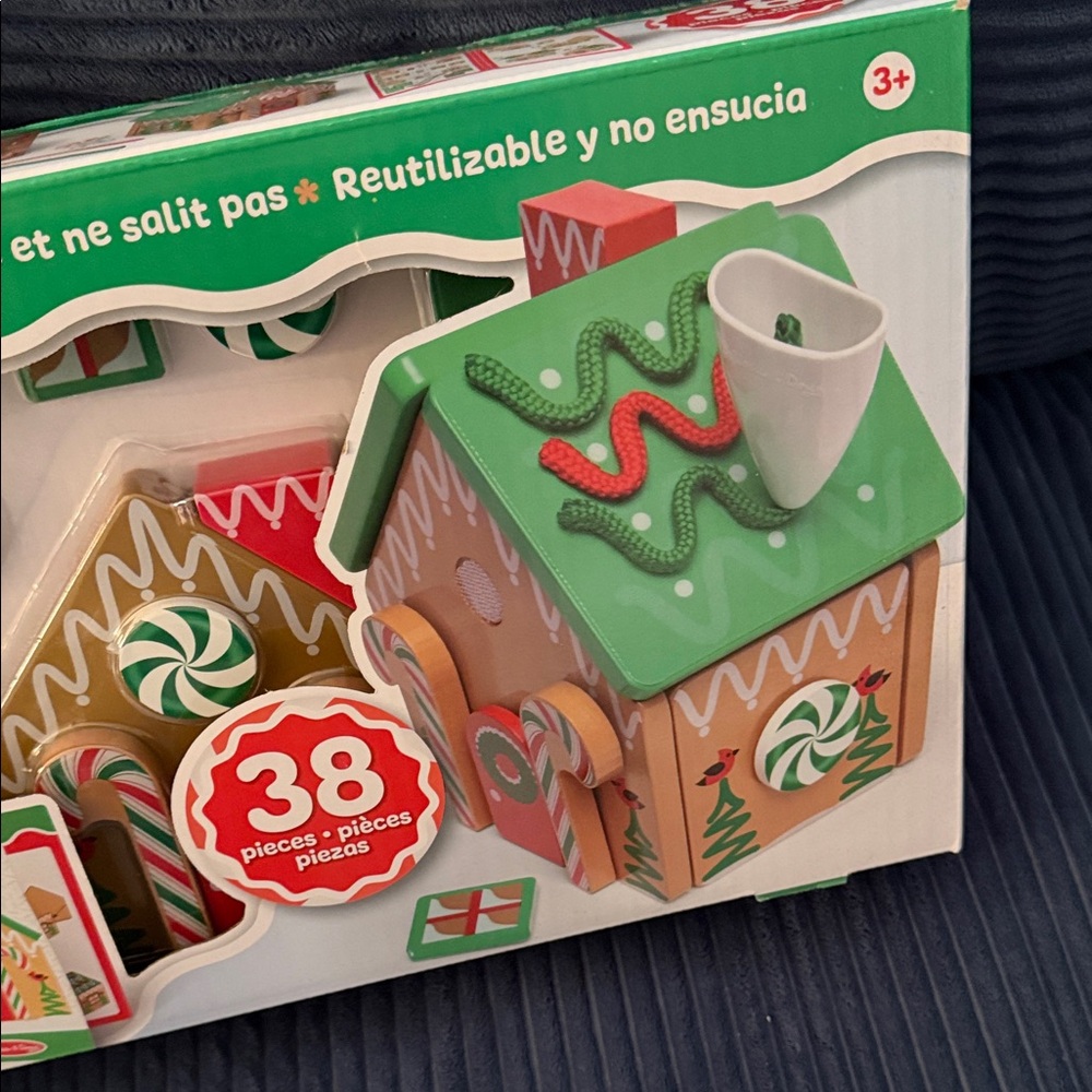 Melissa & Doug Gingerbread House Play Set - Green, Red, and White - Picture 3 of 6